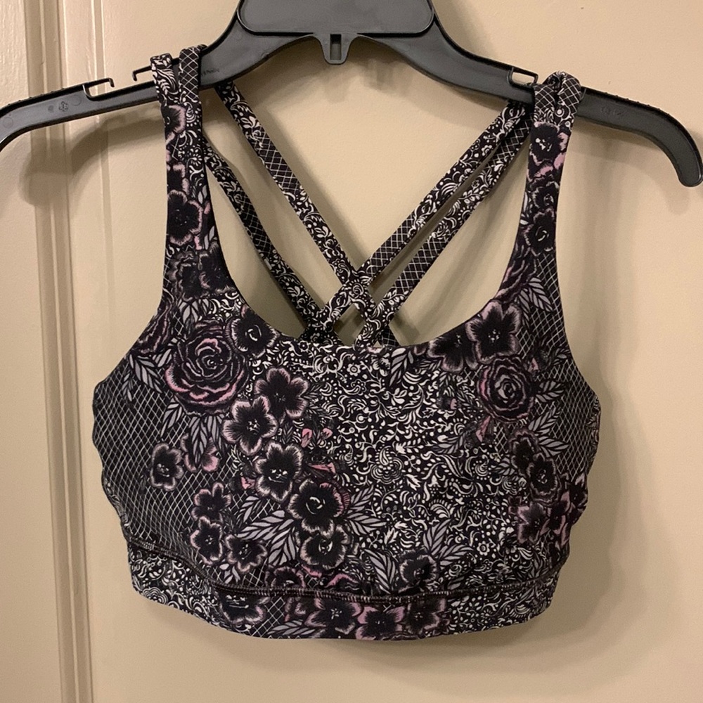Lulu lemon sports bra